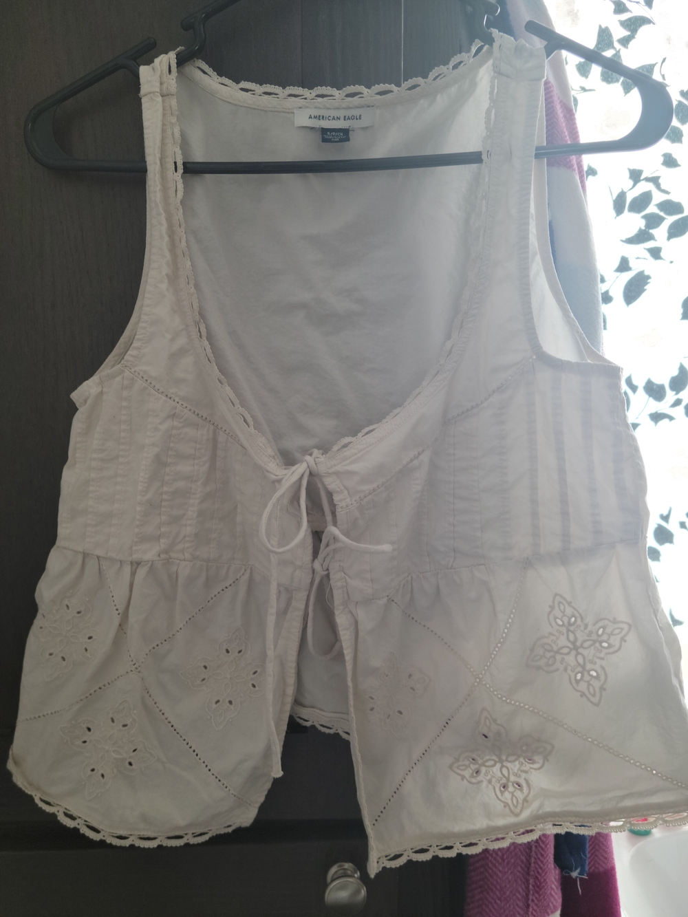 American Eagle Outfitters White Eyelet Tie-Front Camisole